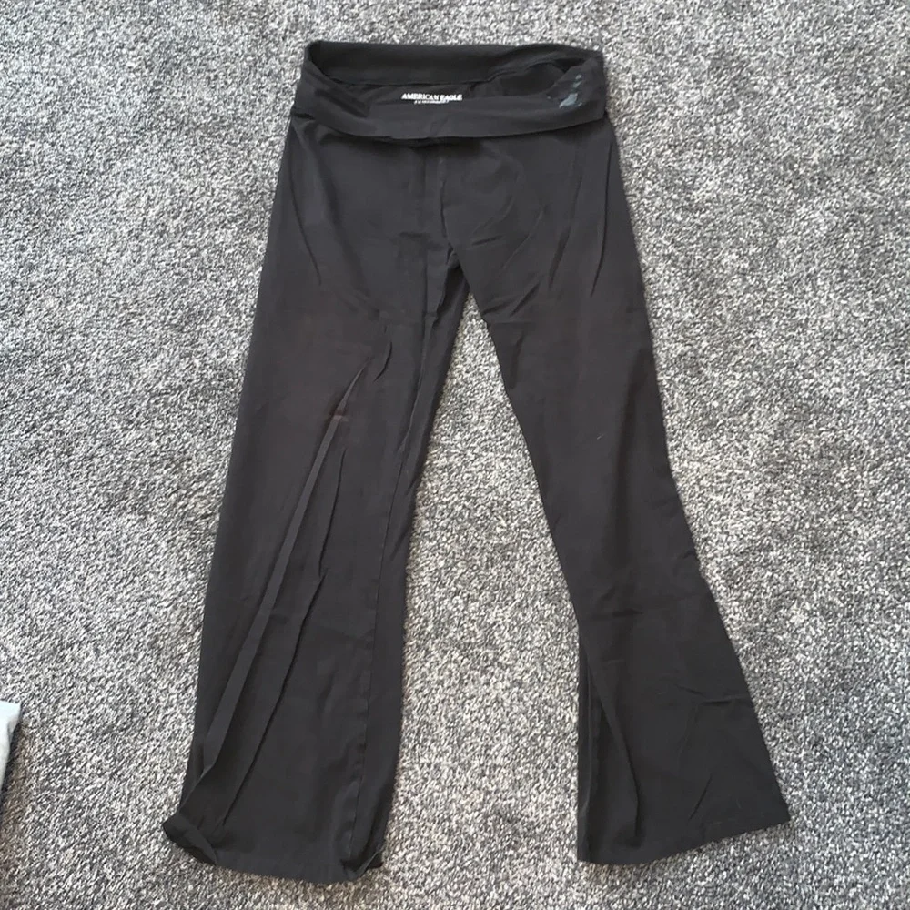 American Eagle Yoga Black Pants - Picture 1 of 3